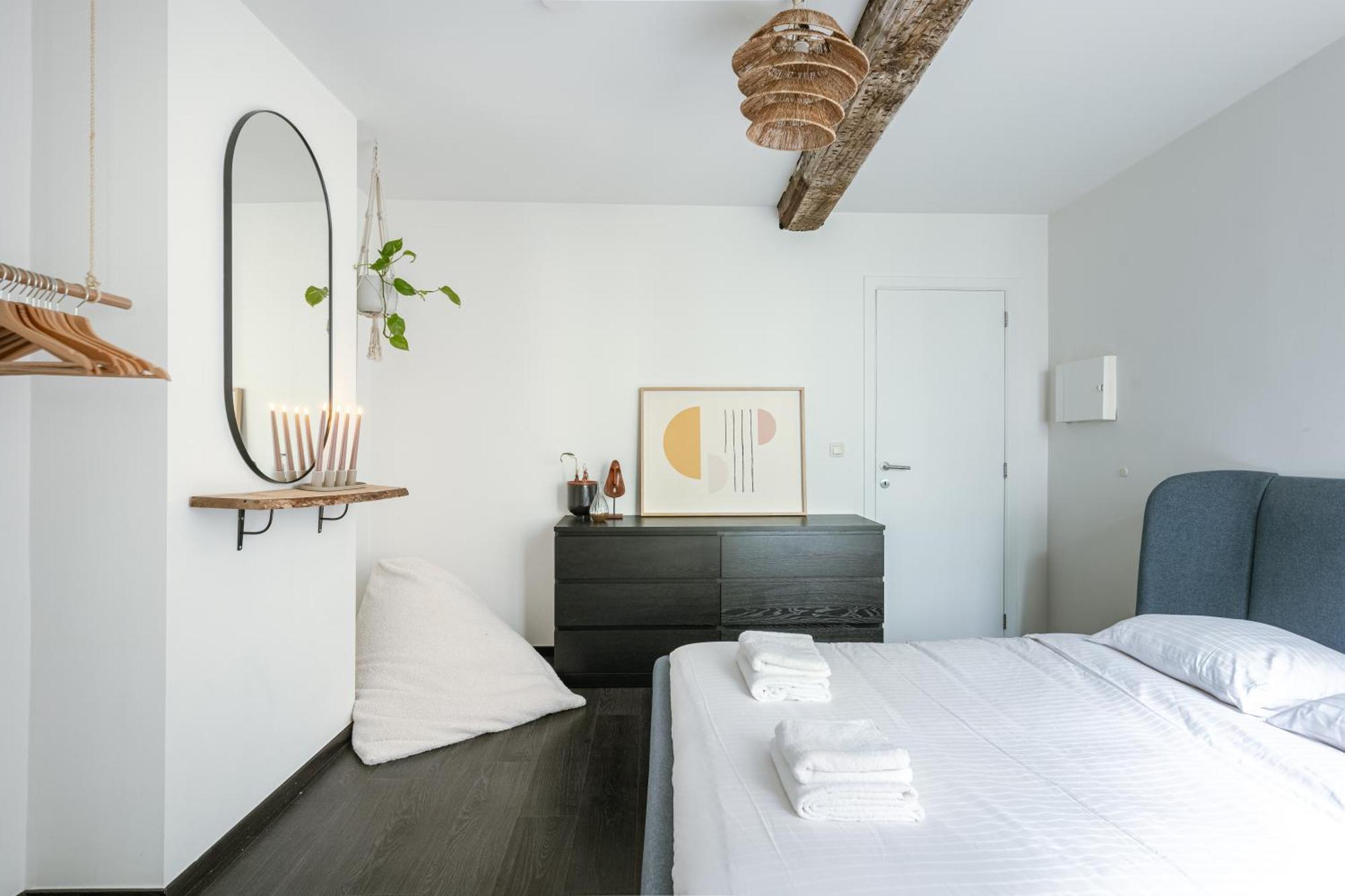 Right In The City Center Your Ghent Getaway ภายนอก รูปภาพ